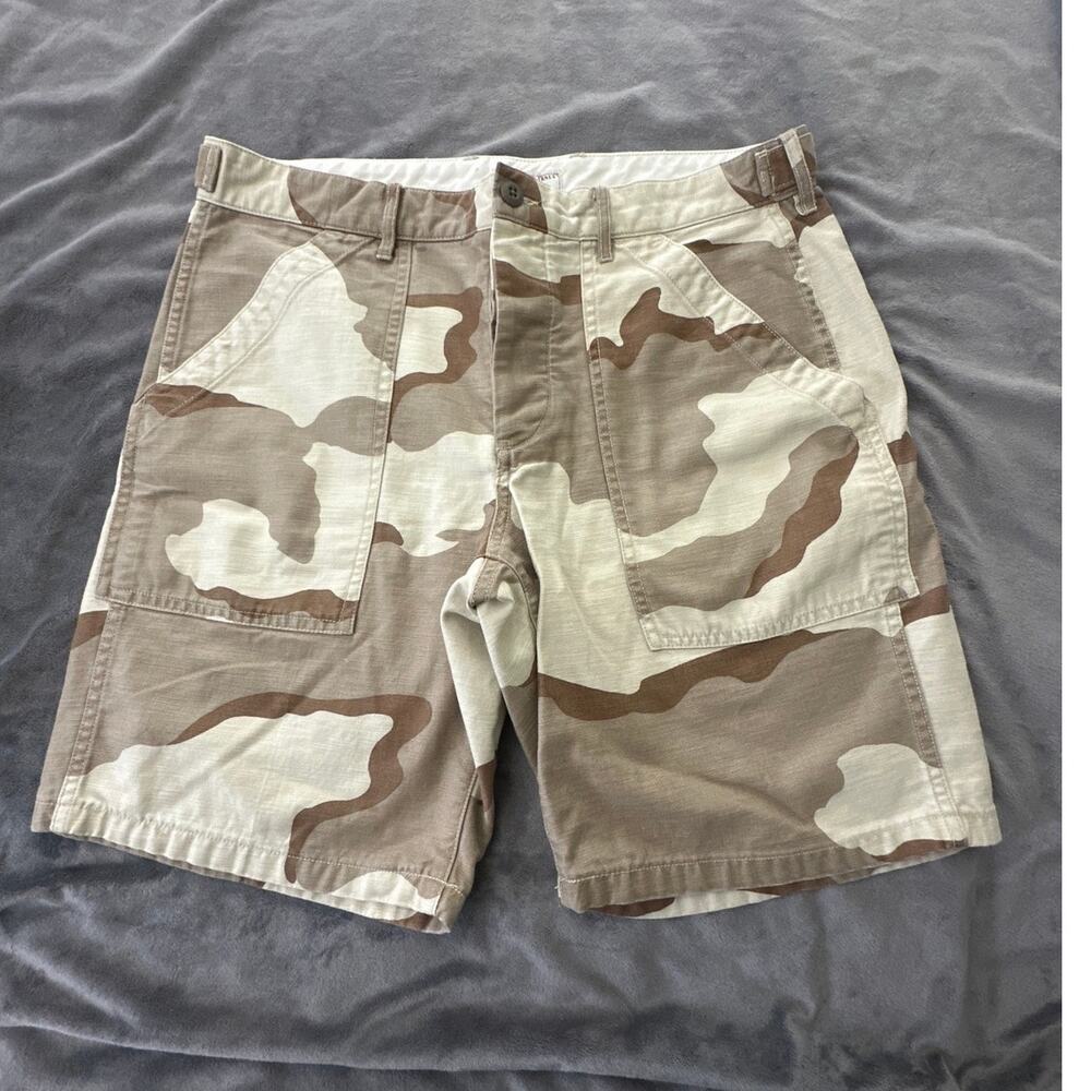 Wallace & Barnes Shorts Mens 33 Brown Tan Desert Camo Utility Button Fly Cotton